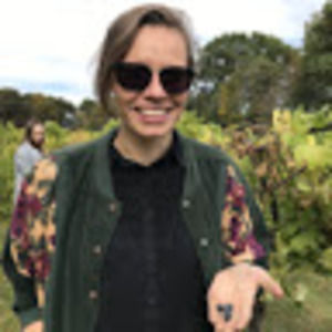 Meet your Posher, Vita